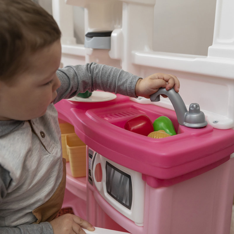 Step2 fun with friends play kitchen discount